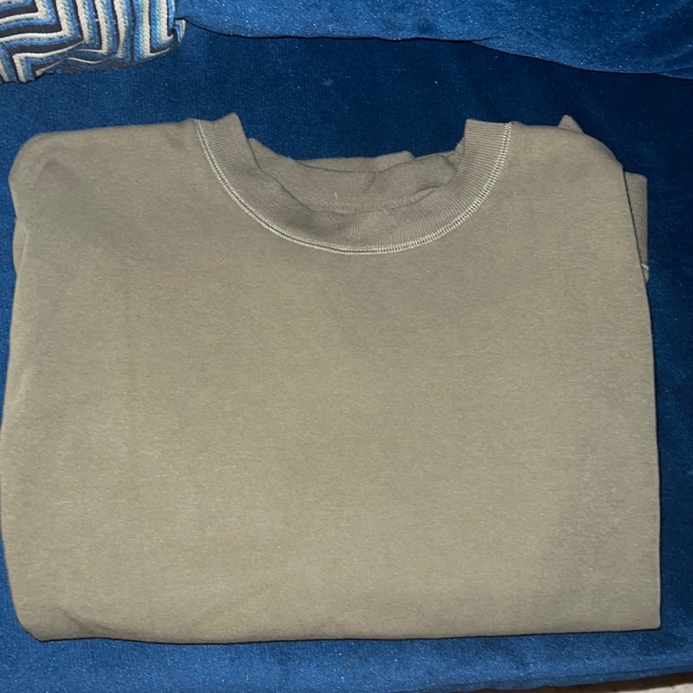 Olive green sweater SIZE XL